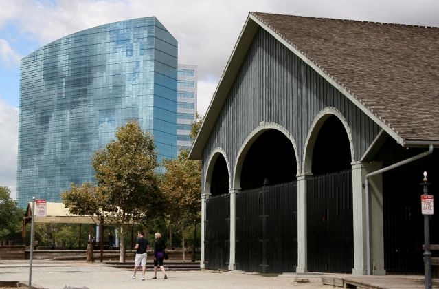 Das Aussengelände des California State Railroad Museums im Old Sacramento State Historic Park Das Aussengelände des California State Railroad Museums im Old Sacramento State Historic Park