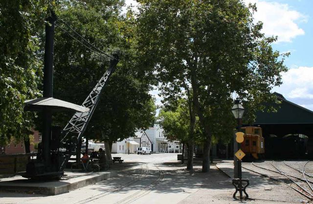 Das Aussengelände des California State Railroad Museums im Old Sacramento State Historic Park Das Aussengelände des California State Railroad Museums im Old Sacramento State Historic Park