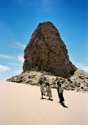 Die Pyramiden und Königsgräber von Nuri bei Karima im Sudan