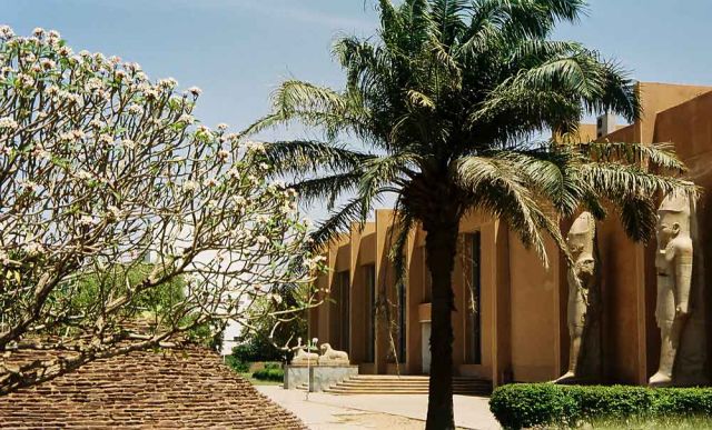 Khartoum - das Nationalmuseum des Sudan am Nil