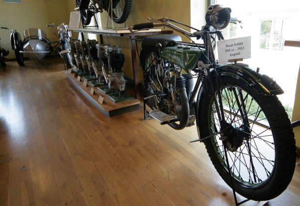 Royal Enfield, England - Motorradmuseum Stubbeköbing, Stubbekøbing Motorcykelmuseum
