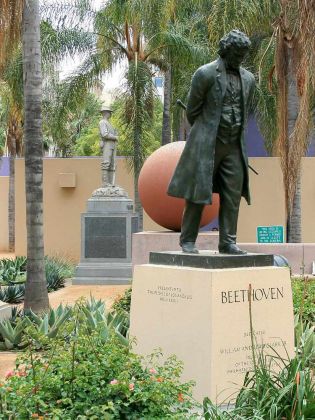Pershing Square, Beethoven-Denkmal - Downtown Los Angeles Pershing Square, Beethoven-Denkmal - Downtown Los Angeles