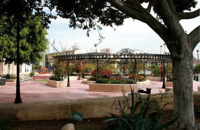 Los Angeles Plaza Historic District - El Pueblo de Los Angeles Plaza Park 