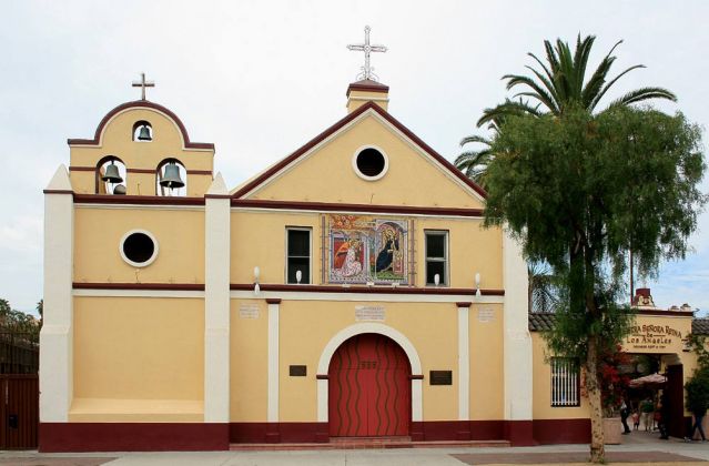 Nuestra Senora Reina, La Placita Church - El Pueblo de Los Angeles Nuestra Senora Reina, La Placita Church - El Pueblo de Los Angeles