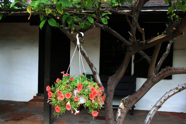 Avila Adobe, paseo of Olvera Street - El Pueblo de Los Angeles Avila Adobe, paseo of Olvera Street - El Pueblo de Los Angeles