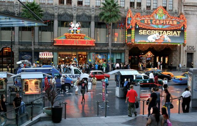 Dolby Theatre ( bis Februar 2012 Kodak Theatre ) - Hollywood, Los Angeles Dolby Theatre ( bis Februar 2012 Kodak Theatre ) - Hollywood, Los Angeles