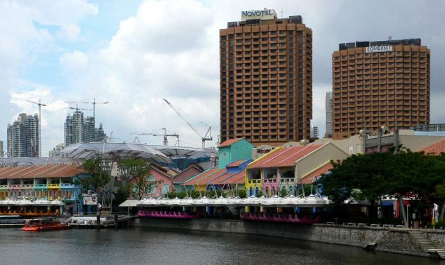 Singapur - Luxushotels am Vergnügungsviertel Clarke Quay