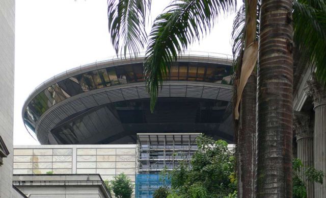 Das  moderne Singapore Supreme Court Building