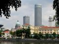 Singapore River - the Arts House und das Asian Civilisations Museumvor dem Hotelturm des Westin Stamford