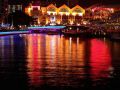 Singapur, das Vergnügungsviertel Clarke Quay bei Nacht