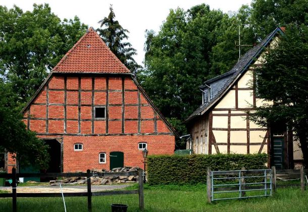 Steinhuder Meer - Bauernhäuser in Hagenburg