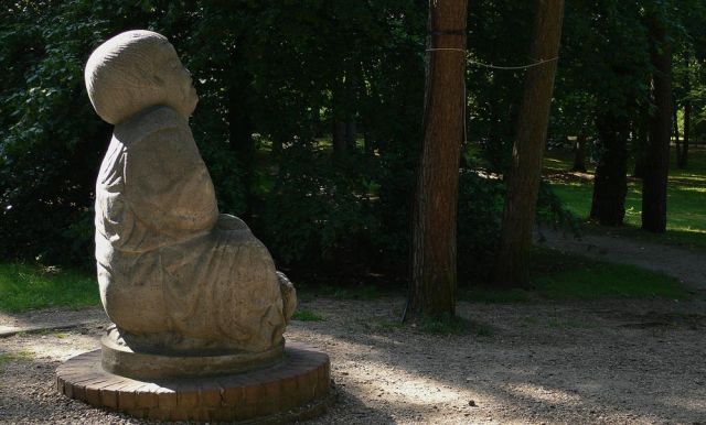 Skulptur Bonze des Humors von Bernhard Hoetger - Künstlerdorf Worpswede