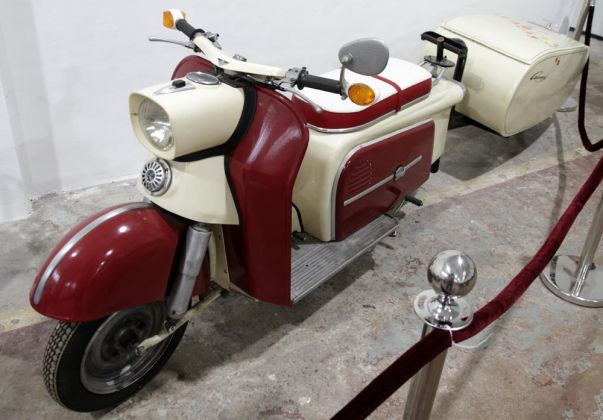 IWL TR 150 'Troll' mit Anhänger Campi, Baujahr 1964 - VEB Industriewerke Ludwigsfelde IWL TR 150 'Troll' mit Anhänger Campi, Baujahr 1964 - VEB Industriewerke Ludwigsfelde