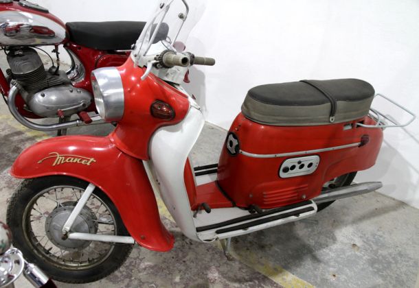 Jawa Roller Manet S 100, Typ 01-A, Baujahr 1962 - 100 ccm, 5 PS, 70 kmh Jawa Roller Manet S 100, Typ 01-A, Baujahr 1962 - 100 ccm, 5 PS, 70 kmh