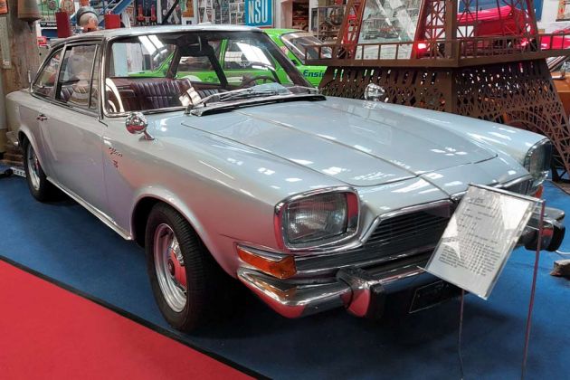 Glas V 8 - Baujahr 1966 - Achtzylinder, 2.600 ccm, 160 PS - Automuseum Nordsee Glas V 8 - Baujahr 1966 - Achtzylinder, 2.600 ccm, 160 PS - Automuseum Nordsee