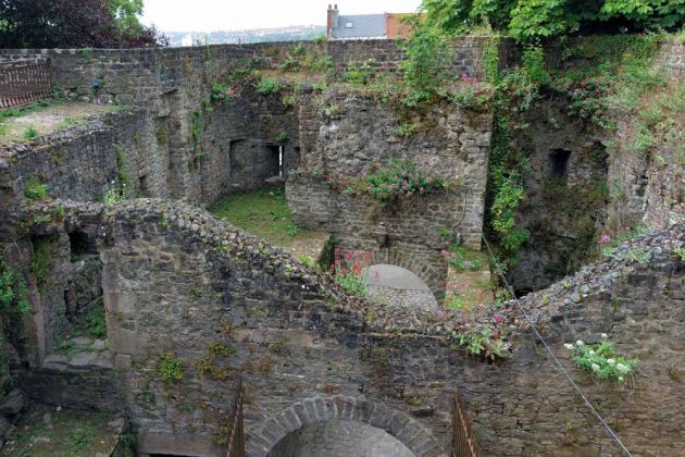 Boulogne-sur-Mer an der Côte d’Opale - das Stadttor Porte des Degrés Boulogne-sur-Mer an der Côte d’Opale - das Stadttor Porte des Degrés