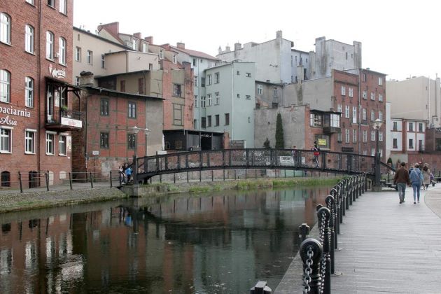 Bydgoszcz, Bromberg - das Bromberger Venedig, Wenecja Bydgoska - Fußgängerbrücke über die Brda Bydgoszcz, Bromberg - das Bromberger Venedig, Wenecja Bydgoska - Fußgängerbrücke über die Brda
