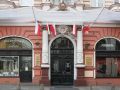 Bydgoszcz, Bromberg - Portal des historischen Focus Hotels Premium Pod Orłem in der ul. gdańska 