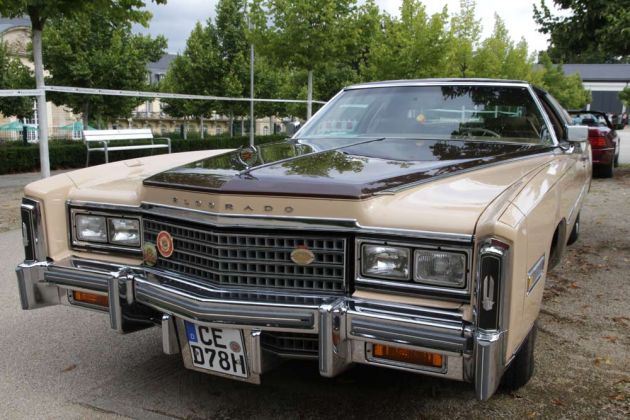 Cadillac Fleetwood Eldorado Custom Cabriolet, Modelljahr 1976 - 8.2 V 8 Motor, 190 SAE-PS Cadillac Fleetwood Eldorado Custom Cabriolet, Modelljahr 1976 - 8.2 V 8 Motor, 190 SAE-PS