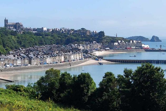 Cancale an der Côte d’Émeraude - ein Panoramablick Cancale an der Côte d’Émeraude - ein Panoramablick