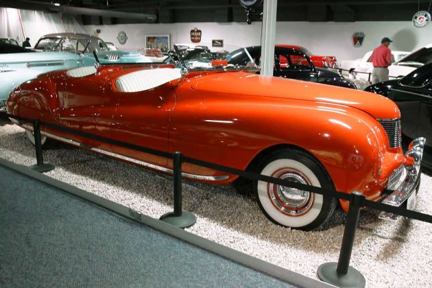 Chrysler Newport, Dual Cowl Phaeton 'Lana Turner', Baujahr 1941 - die Seitenansicht - Showcar, nur sechs Exemplare wurden gebaut Chrysler Newport, Dual Cowl Phaeton 'Lana Turner', Baujahr 1941 - die Seitenansicht - Showcar, nur sechs Exemplare wurden gebaut