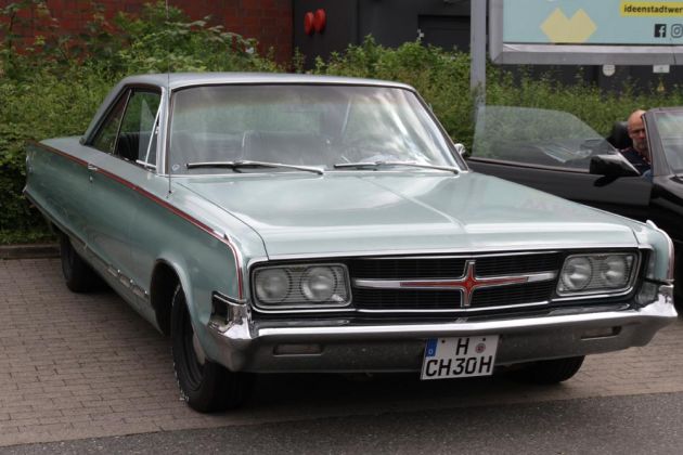 Chrysler 300 2-door Hardtop-Coupé, Modelljahr 1965 - 6,3 Liter V 8-Motor, 315 PS Chrysler 300 2-door Hardtop-Coupé, Modelljahr 1965 - 6,3 Liter V 8-Motor, 315 PS