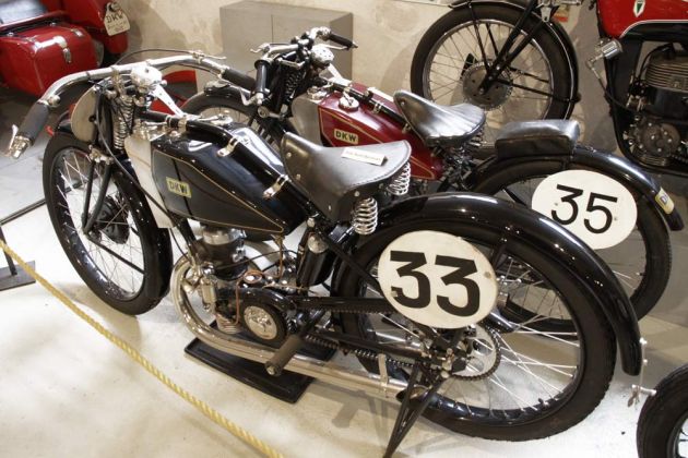 DKW ARe 175, Baujahr 1927 - 175 ccm, 12 PS, 115 kmh - Fahrzeugmuseum Chemnitz DKW ARe 175, Baujahr 1927 - 175 ccm, 12 PS, 115 kmh - Fahrzeugmuseum Chemnitz
