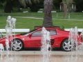 Dieser Ferrari Testarossa der Bauzeit 1984 bis 1990 präsentiert sich im Kurpark von Bad Nenndorf