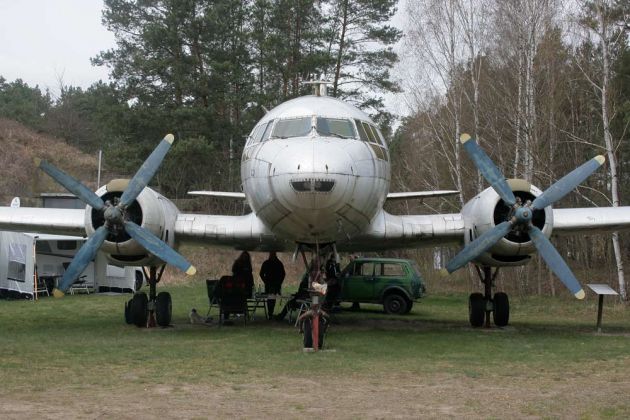 Luftfahrtmuseum Finowfurt - Iljuschin Il-14, sowjetisches Mittelstrecken-Flugzeug, Regierungsflieger von Walter Ulbricht Luftfahrtmuseum Finowfurt - Iljuschin Il-14, sowjetisches Mittelstrecken-Flugzeug, Regierungsflieger von Walter Ulbricht