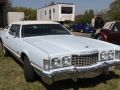 Ein Ford Thunderbird der von 1972 bis 1976 gebauten sechsten Generation, &sbquo;Big Bird&lsquo; genannt.