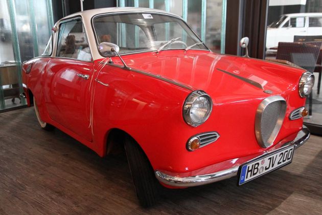 Glas Goggomobil Coupé, Bauzeit 1957 bis 1969 - 247 ccm Zweizylinder-Zweitaktmotor, 14,1 PS