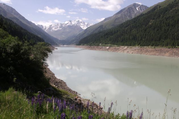 Der Gepatsch Stausee an der Kaunertaler Gletscherstrasse Der Gepatsch Stausee an der Kaunertaler Gletscherstrasse