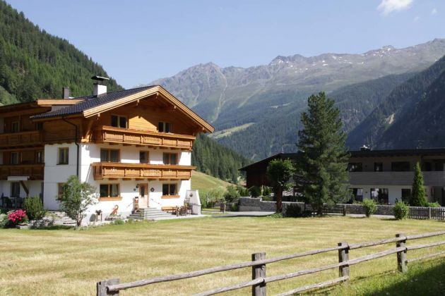 Unterhäuser bei Feichten im Kaunertal Unterhäuser bei Feichten im Kaunertal