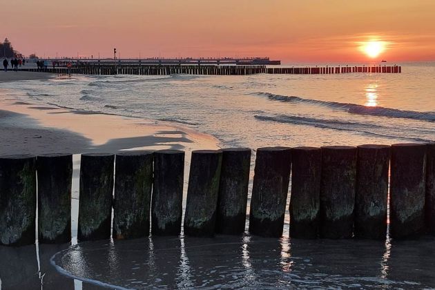 Kołobrzeg-Kolberg - Sonnenuntergang an der Ostsee Kołobrzeg-Kolberg - Sonnenuntergang an der Ostsee