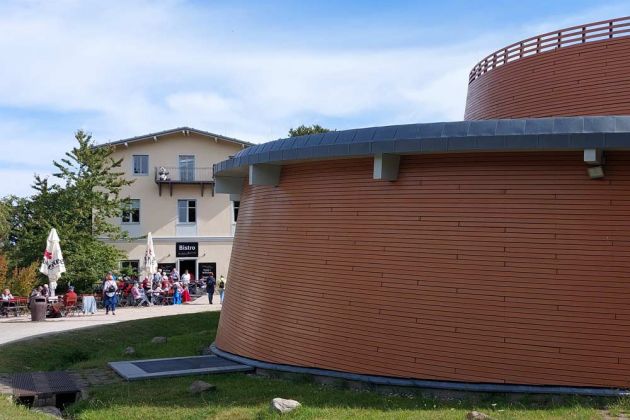 Die Kreideküste auf Rügen - das Nationalpark-Zentrum Königsstuhl Die Kreideküste auf Rügen - das Nationalpark-Zentrum Königsstuhl