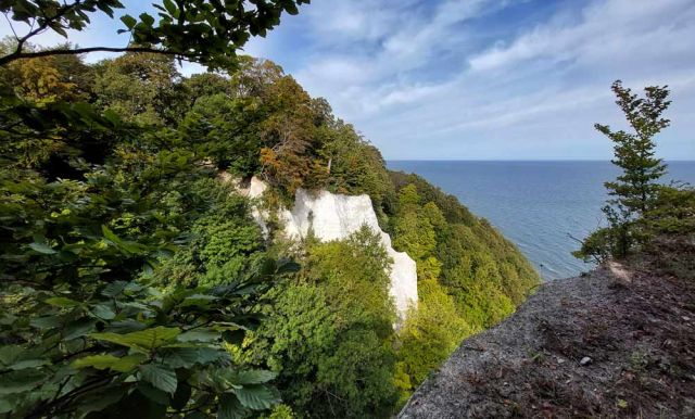 Die Kreideküste auf Rügen - Kreidefelsen am Königsstuhl Die Kreideküste auf Rügen - Kreidefelsen am Königsstuhl