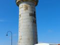 Der Leuchtturm von Cancale an der Côte d’Émeraude - der 12 Meter hohe Phare de la Houle des Baujahres 1863 an der Cale de la Fenêtre