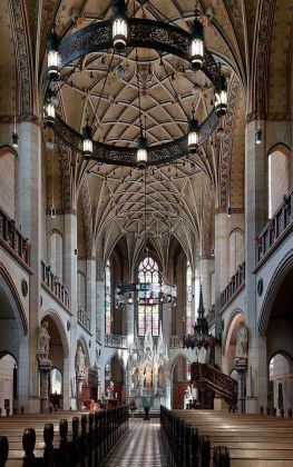 Lutherstadt Wittenberg an der Elbe - die Innenansicht der Schlosskirche am Schlossplatz Lutherstadt Wittenberg an der Elbe - die Innenansicht der Schlosskirche am Schlossplatz