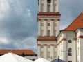 Residenzstadt Neustrelitz - der Turm der Stadtkirche am historischen Marktplatz