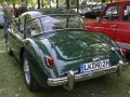 Das MG A Mk. I Coup&eacute; &ndash; die Heckansicht mit der grossen, dreigeteilten Panorama Scheibe