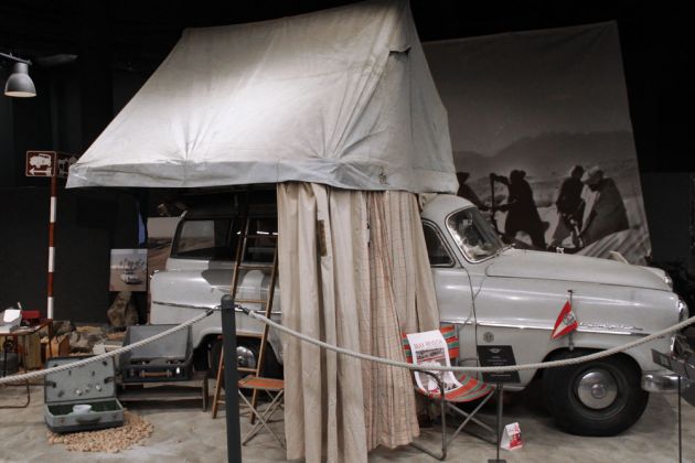 Opel Olympia Caravan, Baujahr 1955 'Sinai-Moses'- das Expeditions-Fahrzeug von Max Reisch im Winter 1955/56 nach Ägypten - Top Mountain Motorcycle Museum Opel Olympia Caravan, Baujahr 1955 'Sinai-Moses'- das Expeditions-Fahrzeug von Max Reisch im Winter 1955/56 nach Ägypten - Top Mountain Motorcycle Museum