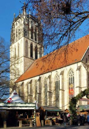 Münster in Westfalen im Zentrum des Münsterlands - die Liebfrauen Überwasserkirche