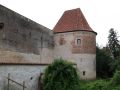 Nördlingen im Nördlinger Ries - die historische Stadtmauer mit dem Kolturm