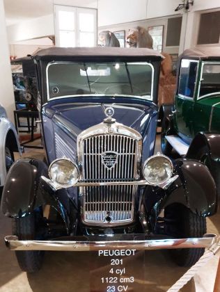 Peugeot 201 - Baujahr 1932 - 1.122 ccm Vierzylinder-Motor, 23 PS, 80 kmh Peugeot 201 - Baujahr 1932 - 1.122 ccm Vierzylinder-Motor, 23 PS, 80 kmh