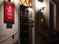 Potsdam, Lindenstrasse - der Eingang des Hotels am grossen Waisenhaus
