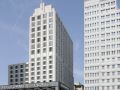 Der Potsdamer Platz in Berlin - Hochhäuser an der Auguste-Hauschner-Strasse, links das Ritz-Carlton-Hotel
