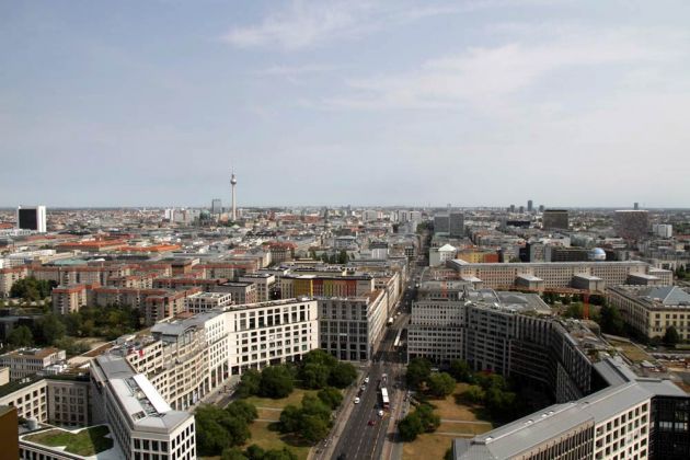 Bundeshauptstadt Berlin - der Leipziger Platz grenzt direkt an den Potsdamer Platz Bundeshauptstadt Berlin - der Leipziger Platz grenzt direkt an den Potsdamer Platz