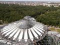 Der Potsdamer Platz in Berlin - das spektakuläre Dach des Sony-Centers