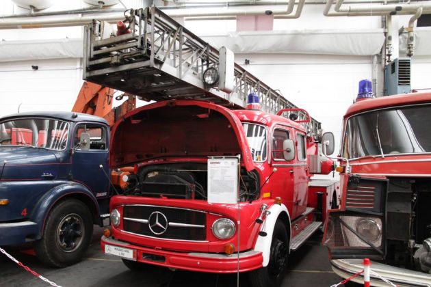 Das PS.Depot LKW+Bus des PS.Speichers Einbeck - Mercedes-Benz Feuerwehr L 322 – LF322/48 – Baujahr ca. 1960 Das PS.Depot LKW+Bus des PS.Speichers Einbeck - Mercedes-Benz Feuerwehr L 322 – LF322/48 – Baujahr ca. 1960