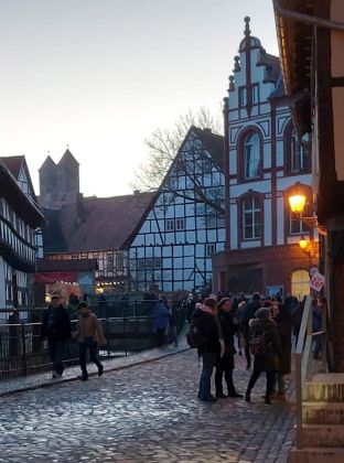 Quedlinburg - der Word am Mühlgraben mit der Stiftskirche St. Servatii Quedlinburg - der Word am Mühlgraben mit der Stiftskirche St. Servatii